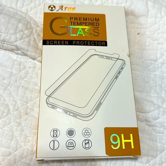 iPhone 11 Pro screen protectors (3) premium tempered glass - Free when bundled - Picture 1 of 7